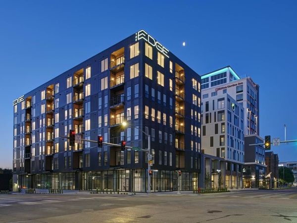300 S Clinton St, Unit 604, Iowa City, IA 52240
