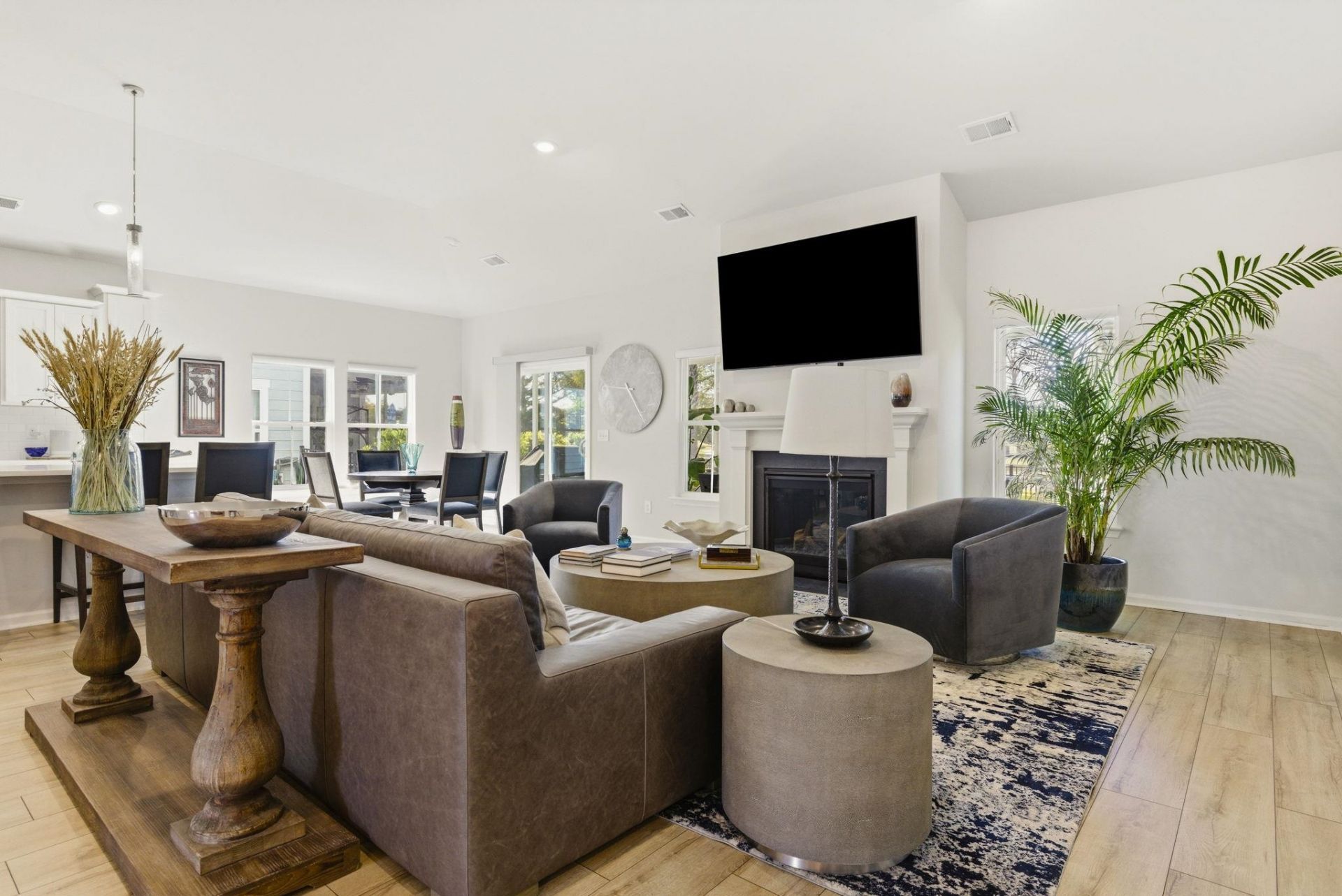 5666 Canary Island Ct. Photo 11