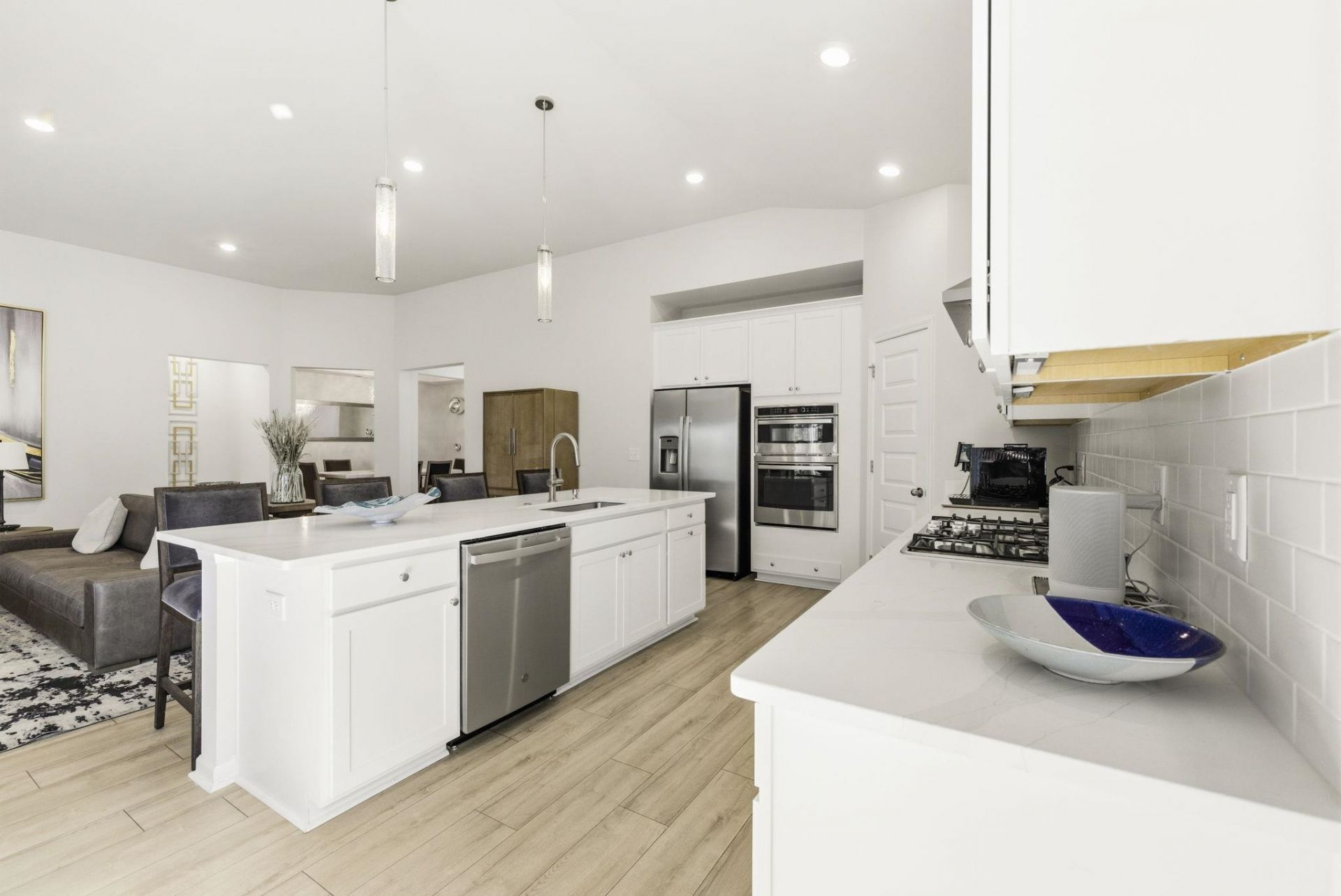 5666 Canary Island Ct. Photo 21