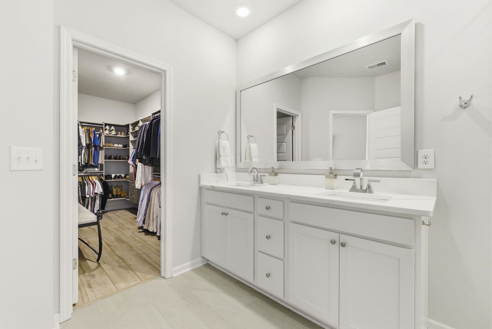 5666 Canary Island Ct. Photo 29