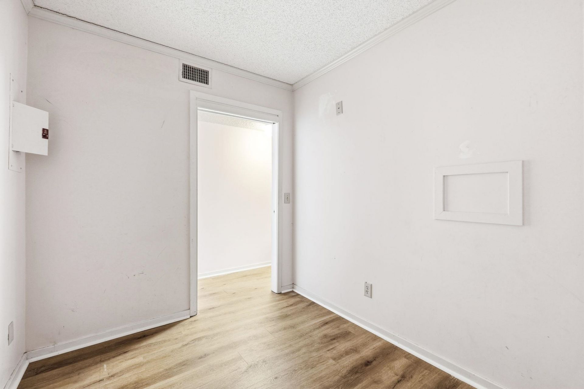 107 Toby Ct.  Photo 11