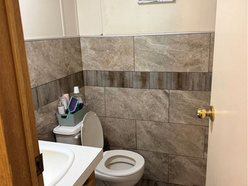 5347 Angela Drive NW, Beach City, OH 44608 Photo 8