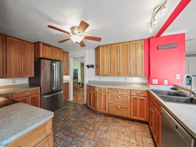 3959 State Route 305, Southington, OH 44470 Photo 3
