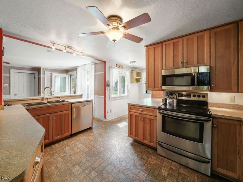 3959 State Route 305, Southington, OH 44470 Photo 4