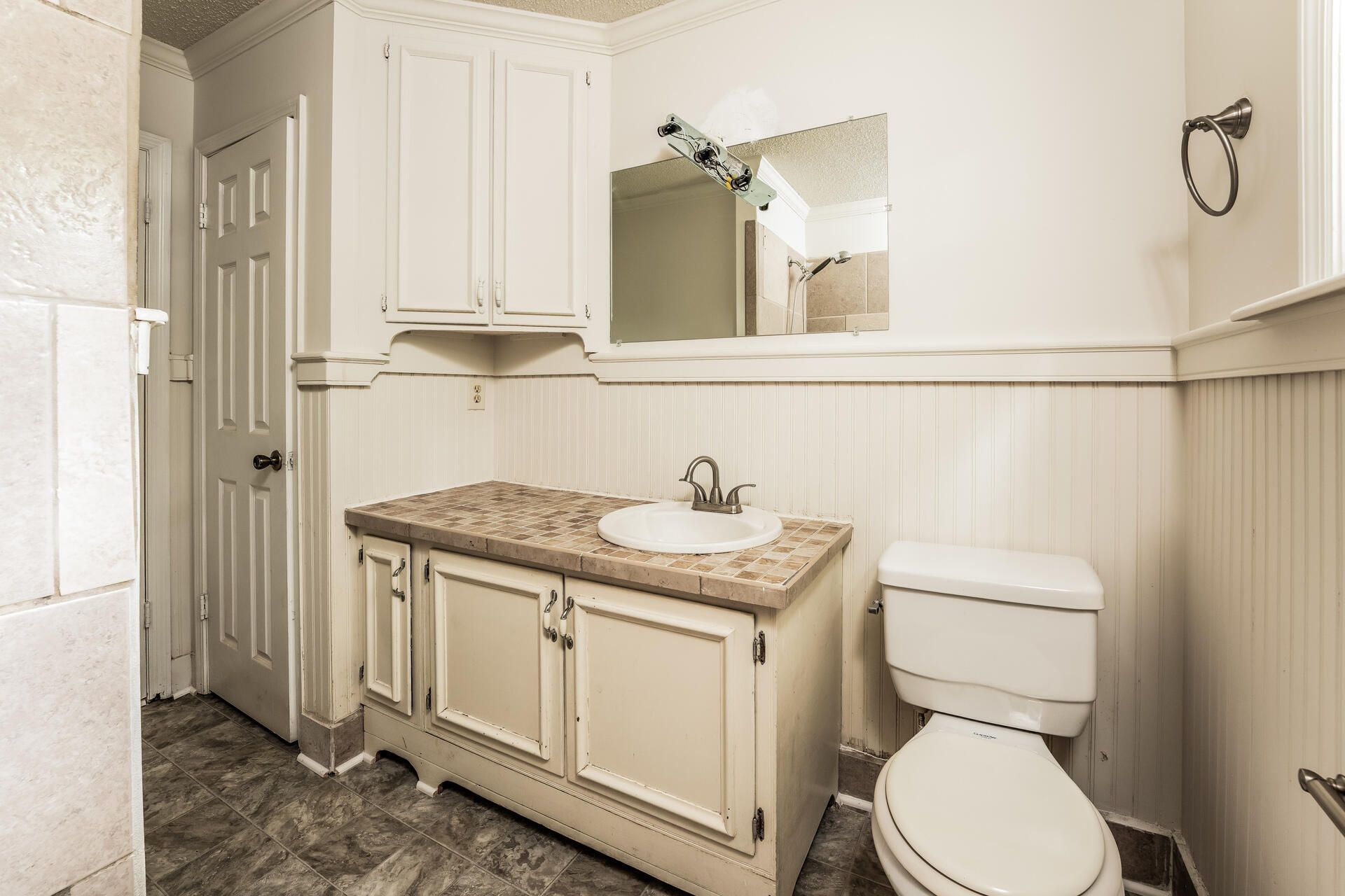 102 Williams Court Photo 15