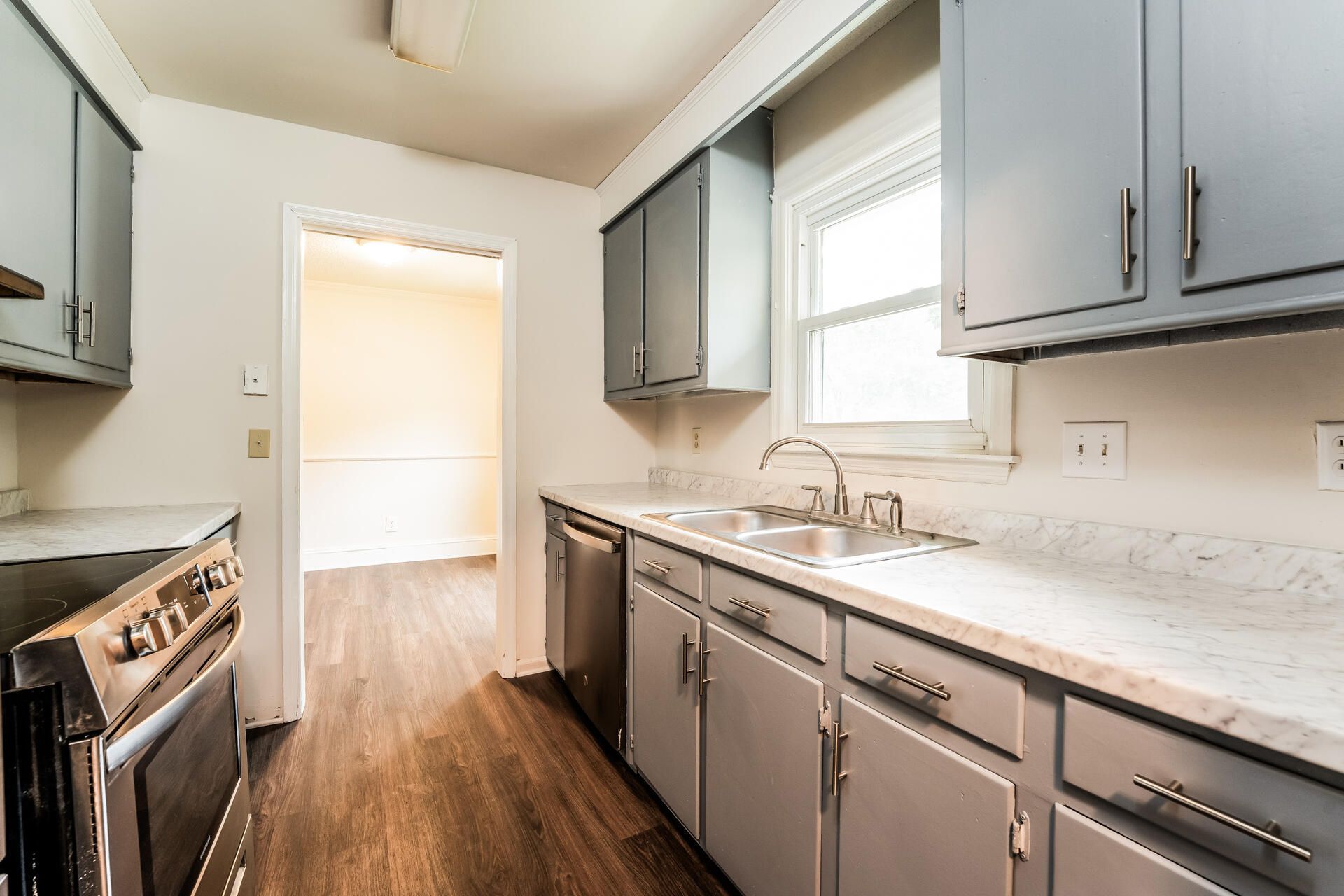 102 Williams Court Photo 8