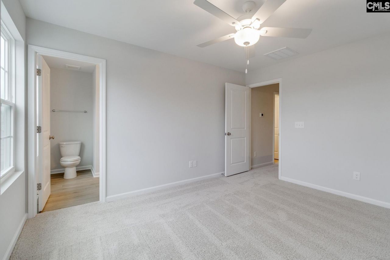 3061 Harborview Drive  Photo 17
