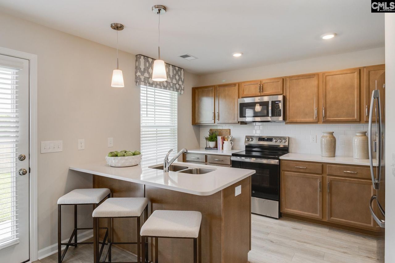 3061 Harborview Drive Photo 8