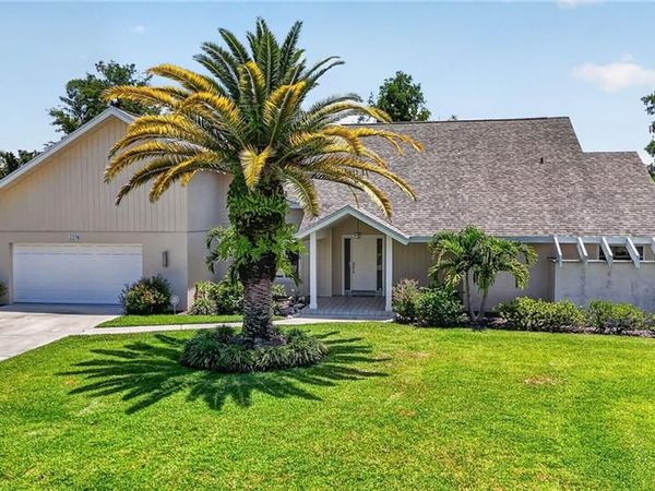 2278 ROYAL LN, NAPLES, FL 34112