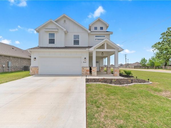 849 Lewis Street , Pea Ridge, AR 72751