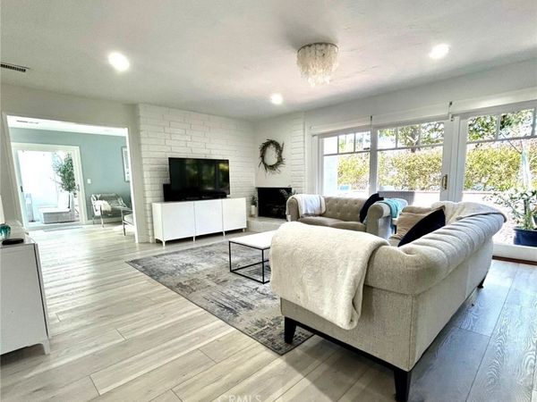 446 Vista Roma, Newport Beach, CA 92660