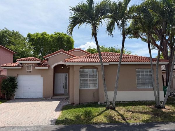 8113 SW 157 CT , Miami, FL 33193