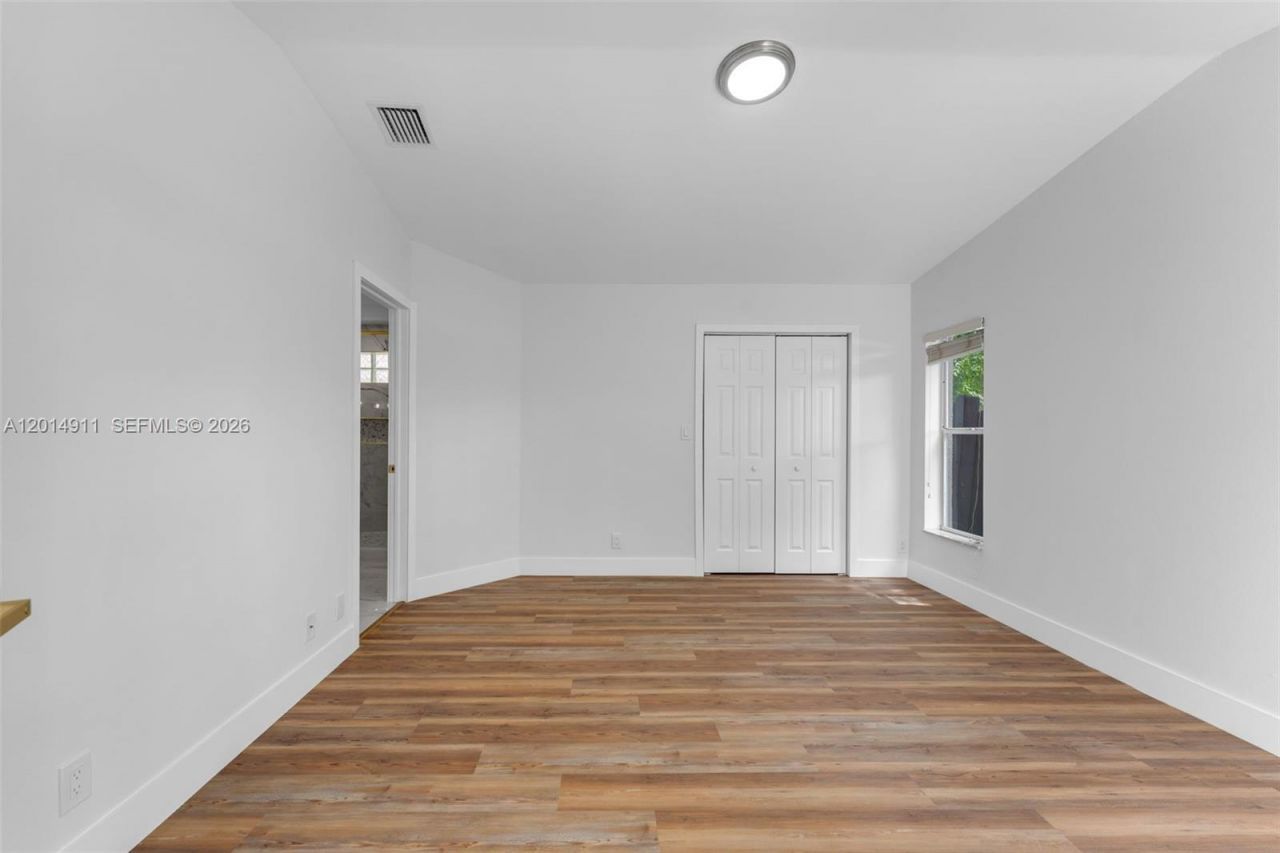 8113 SW 157 Ct, Miami, FL 33193 Photo