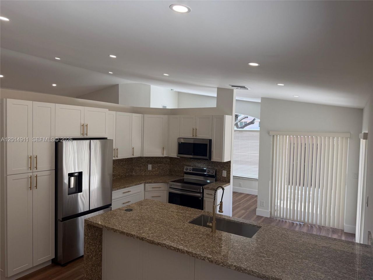 8113 SW 157 Ct, Miami, FL 33193 Photo