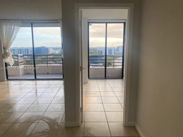 3300 NE 191st St, Unit 1906, Aventura, FL 33180 Photo