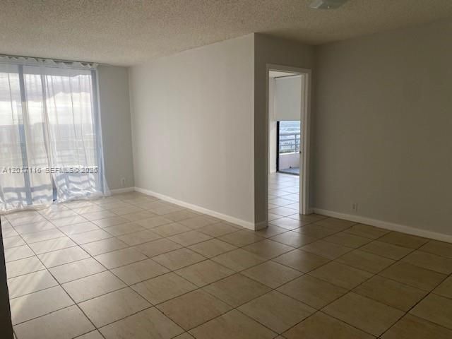 3300 NE 191st St, Unit 1906, Aventura, FL 33180 Photo