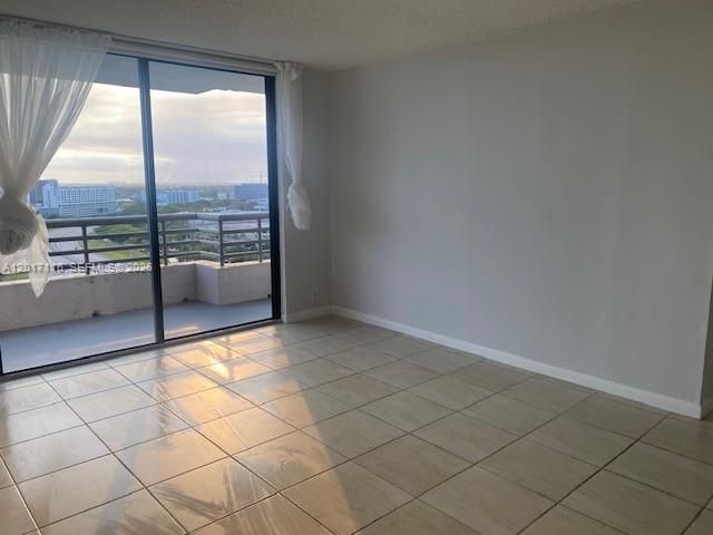 3300 NE 191st St, Unit 1906, Aventura, FL 33180 Photo