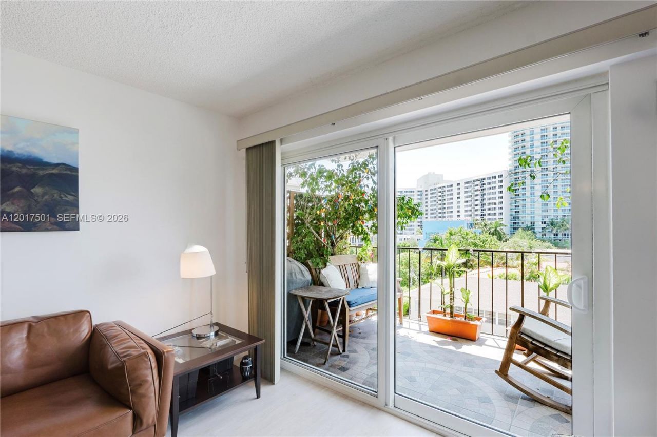 1455 West Ave, Unit 603, Miami Beach, FL 33139 Photo
