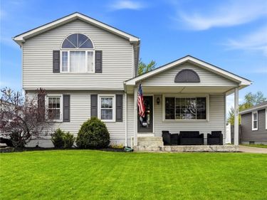 382 Mcconkey Drive, Buffalo, NY 14223