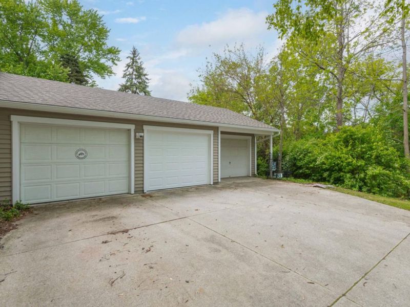 1416 E Bogart, Huron, OH 44870 Photo 4