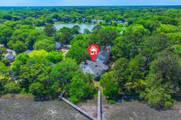 1486 Springwater Court photo 4