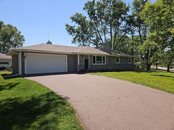 216 Hawes Avenue, Shoreview, MN 55126