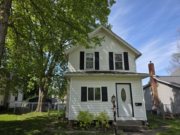 409 16th Avenue , Sterling, IL 61081