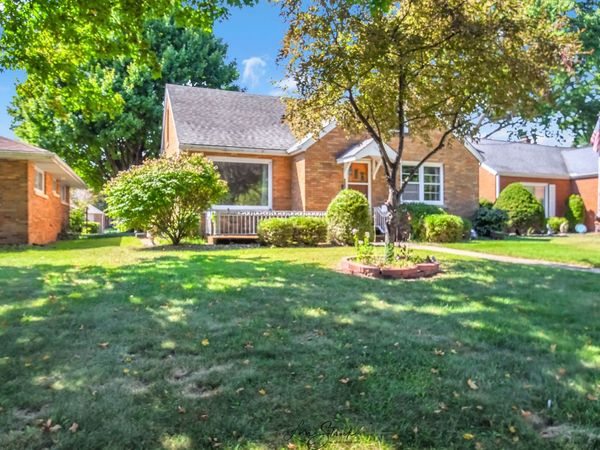 655 S Wall Street , Kankakee, IL 60901