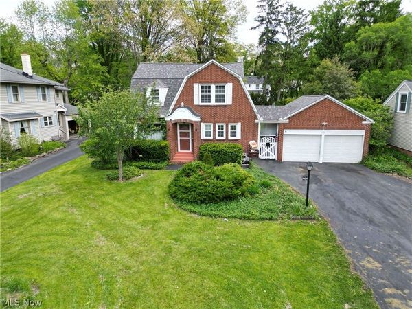 7121 North Lima Road , Poland, OH 44514