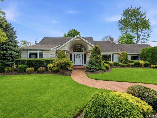 120 Dartmouth Road, Massapequa, NY 11758