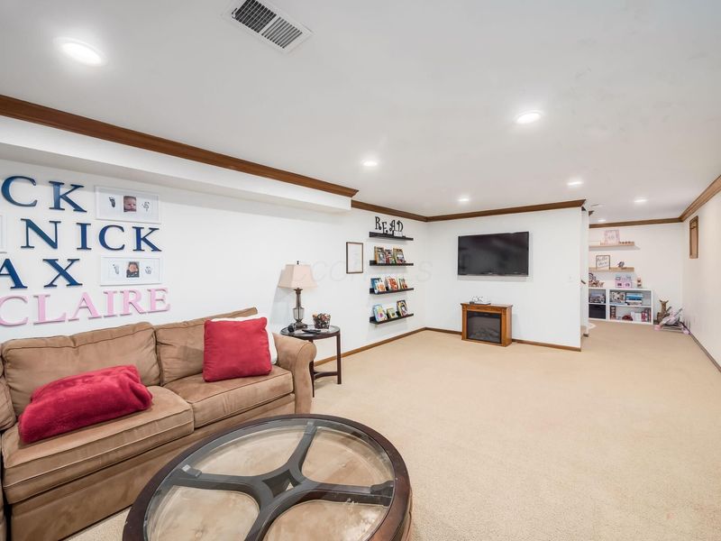 8638 Davington Drive, Dublin, OH 43017 Photo 48