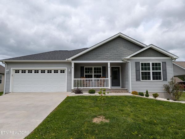 161 Panther Valley Rd, Crossville, TN 38555