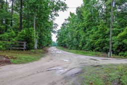 581 Roberts Rd.  photo 4