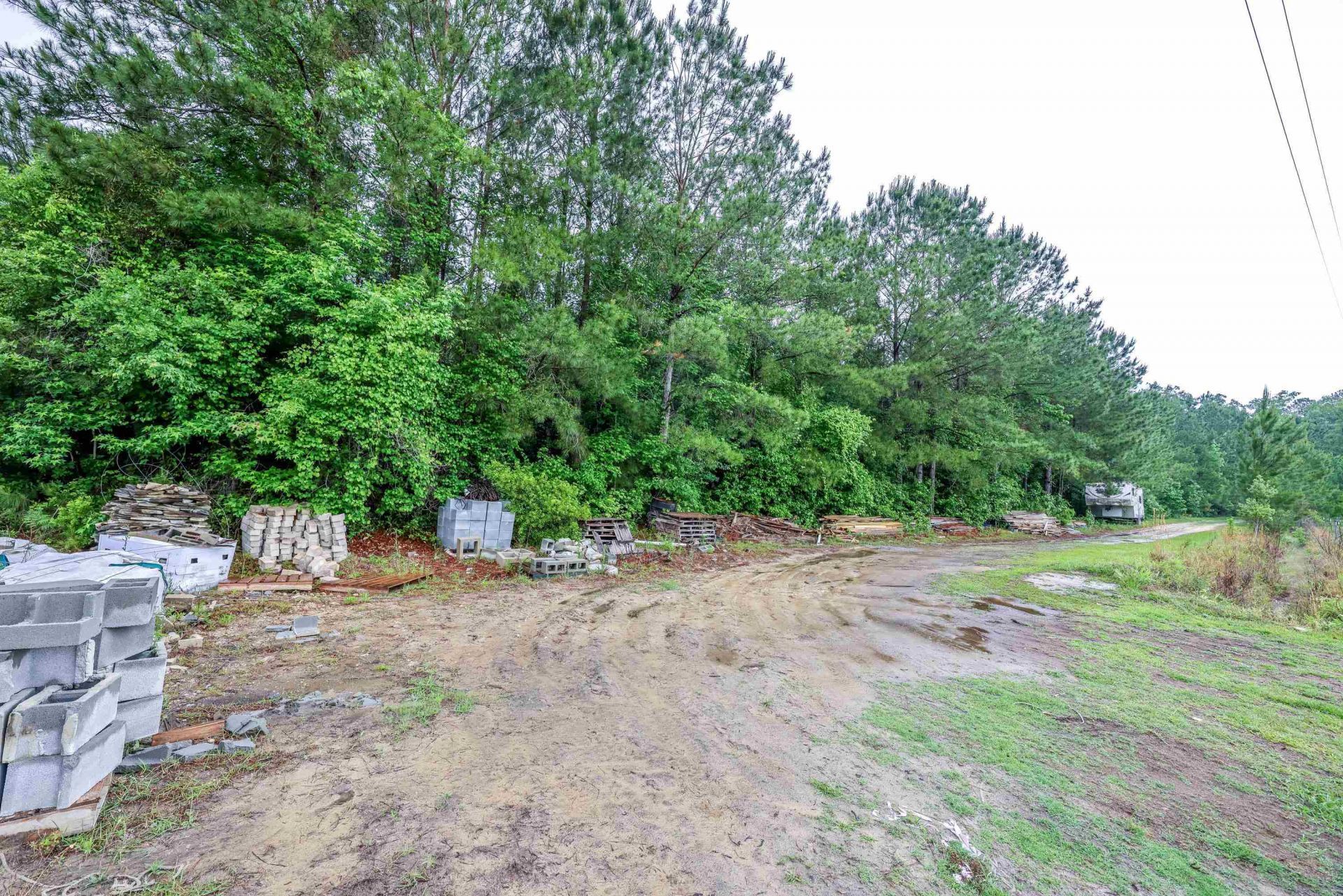 581 Roberts Rd.  Photo 9