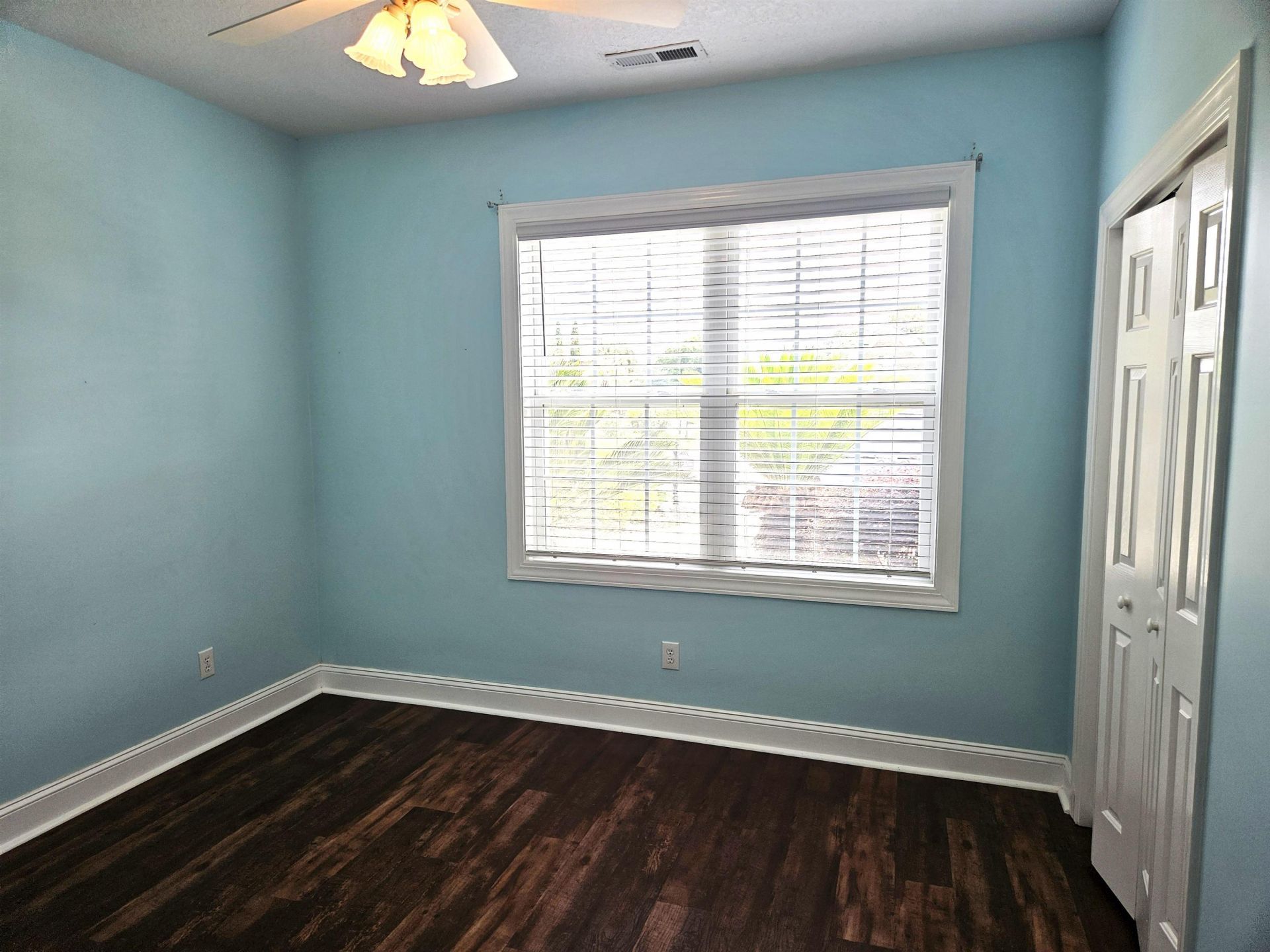 1028 Cherry Tree Ln. Photo 23