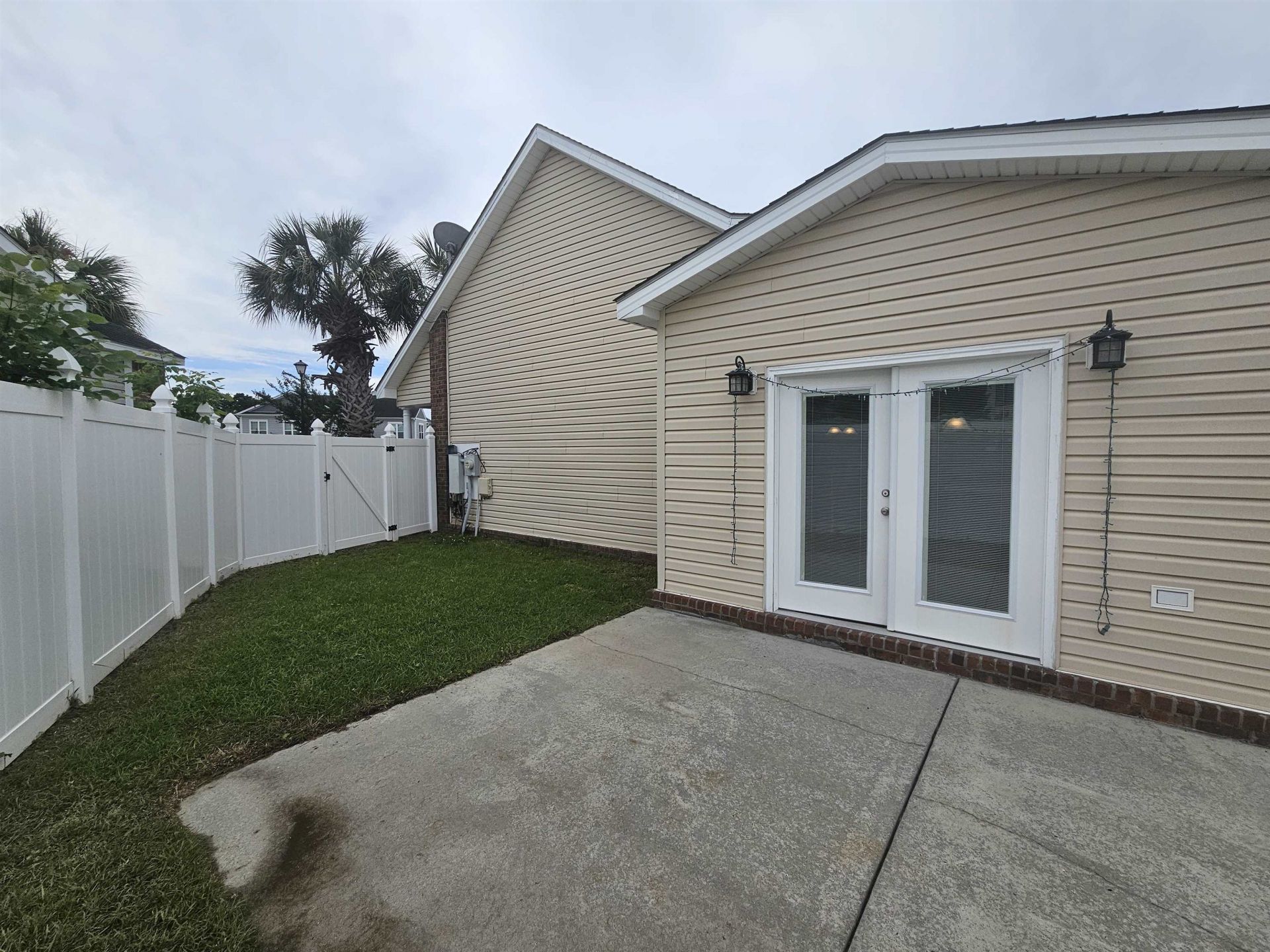 1028 Cherry Tree Ln. Photo 31