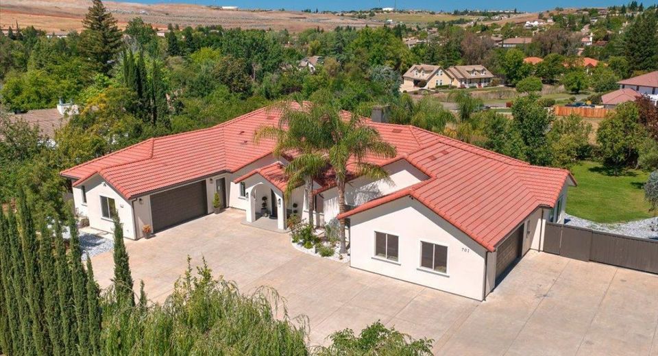701 Sterling Ct, El Dorado Hills, CA 95762 Photo