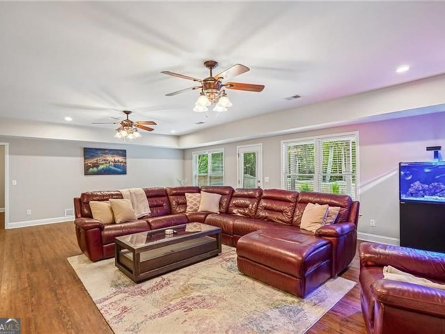 Property Image 43