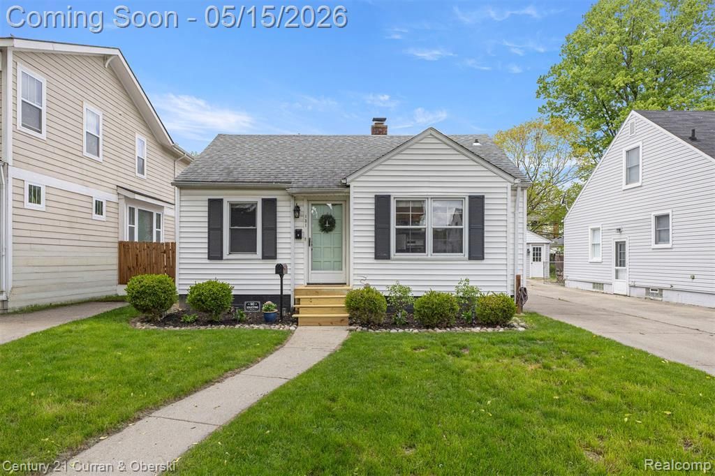 131 N Altadena Avenue, Royal Oak, MI 48067 Main Photo