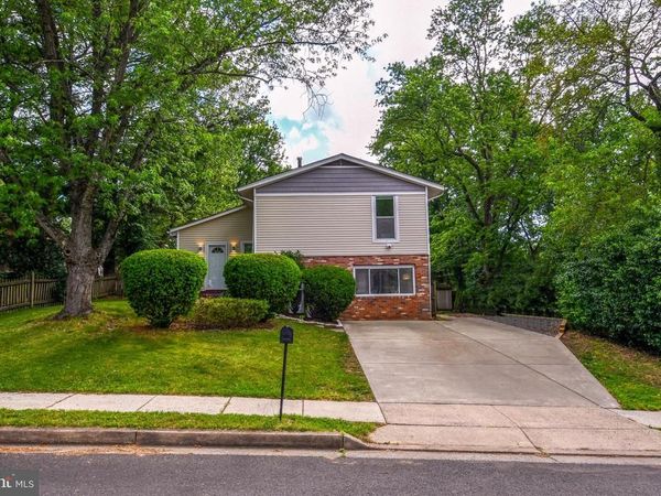 13703 LYNNCROFT DRIVE, CHANTILLY, VA 20151