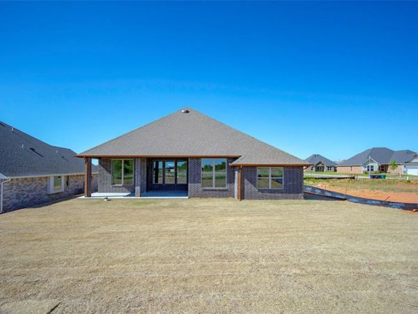 10349 SW 49th Street, Mustang, OK 73064