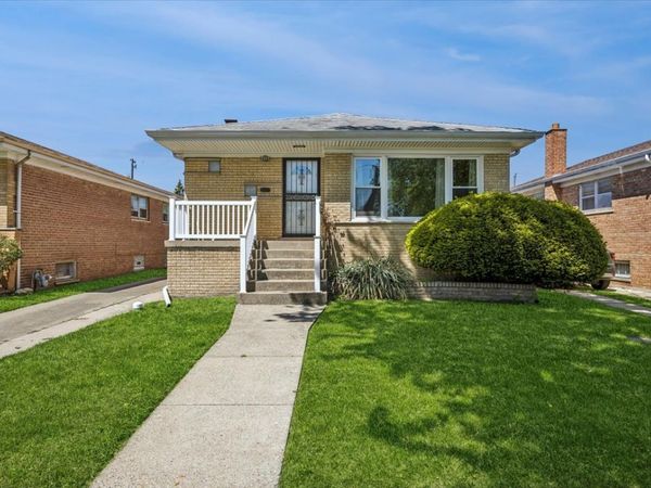 14522 S Calhoun Avenue , Burnham, IL 60633