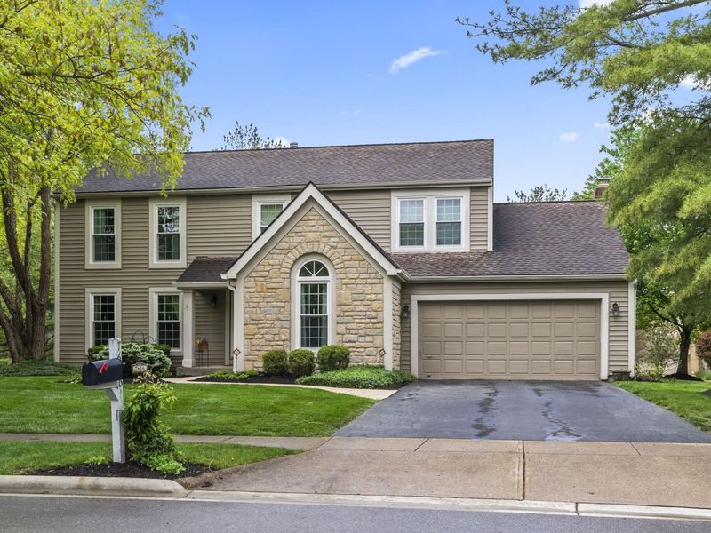 7616 Worsley Place, Dublin, OH 43017 Photo 2