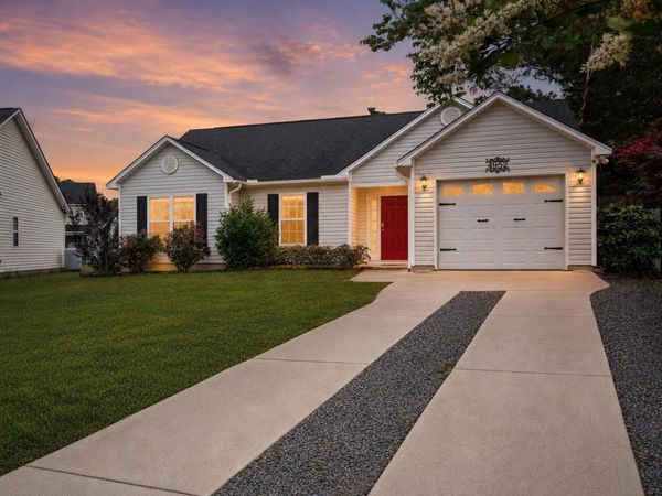 4952 Montserrat Drive , Southport, NC 28461