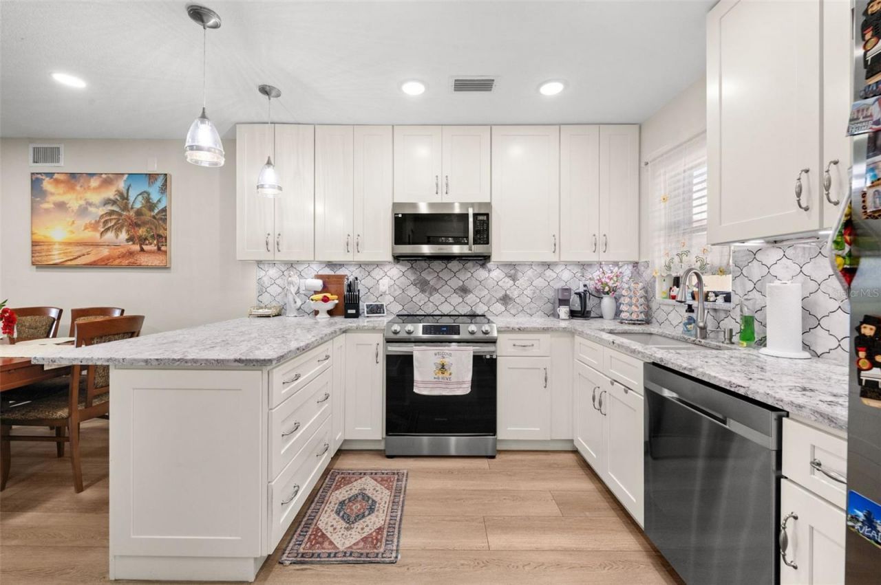 5400 34th Street W, Unit I3, Bradenton, FL 34210 Photo