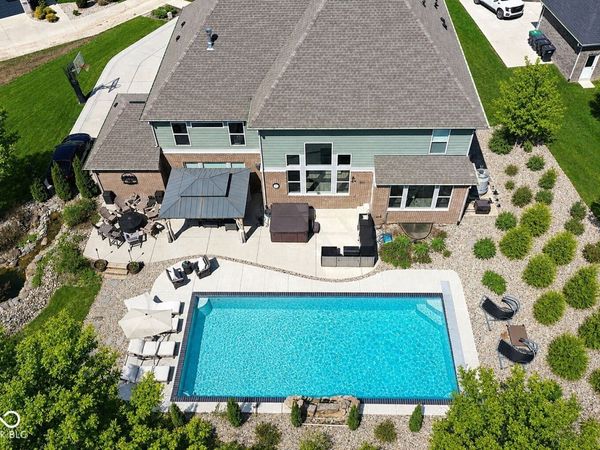 5683 Oakmont Boulevard, Bargersville, IN 46106