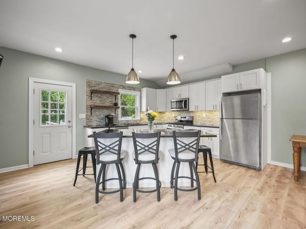 156 Myrtle Avenue, Belford, NJ 07718