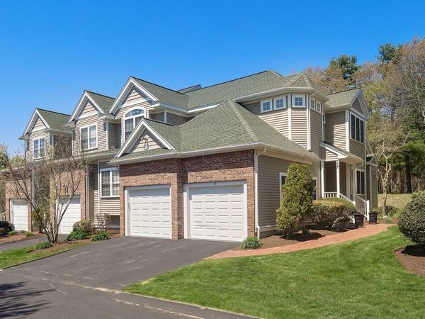 17 Indian Woods Way, Unit 17, Canton, MA 02021