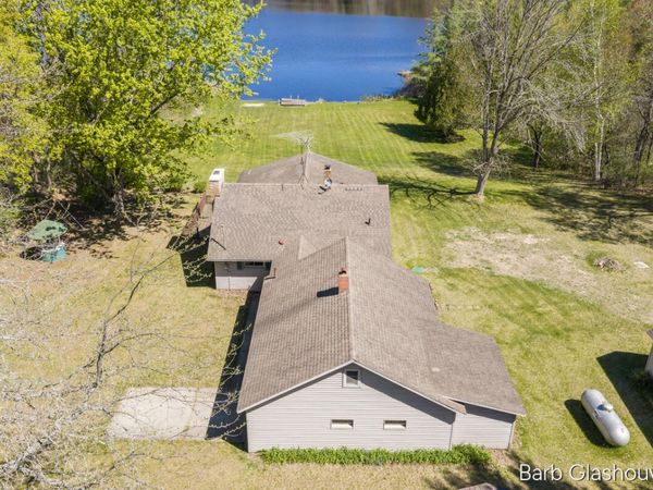 210 S Shore Drive, Edmore, MI 48829