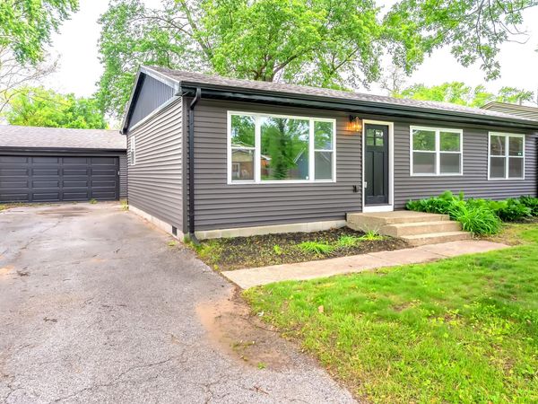 6091 Mulberry Avenue, Portage, IN 46368